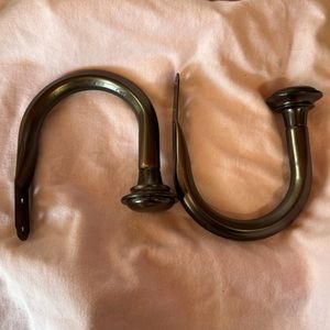 Two Curtin Hold Back